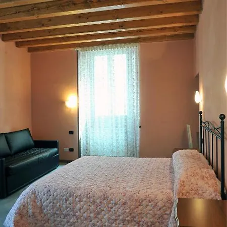 Frühstückspension Sant'antonio De Foris 4*