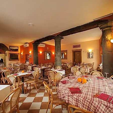 Sant'antonio De Foris Bed & Breakfast 4*