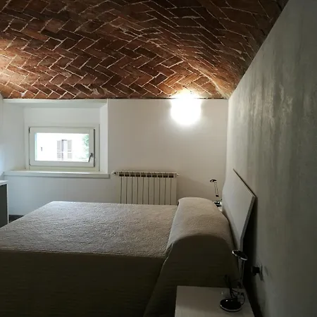 Oda ve Kahvaltı Sant'antonio De Foris 4*